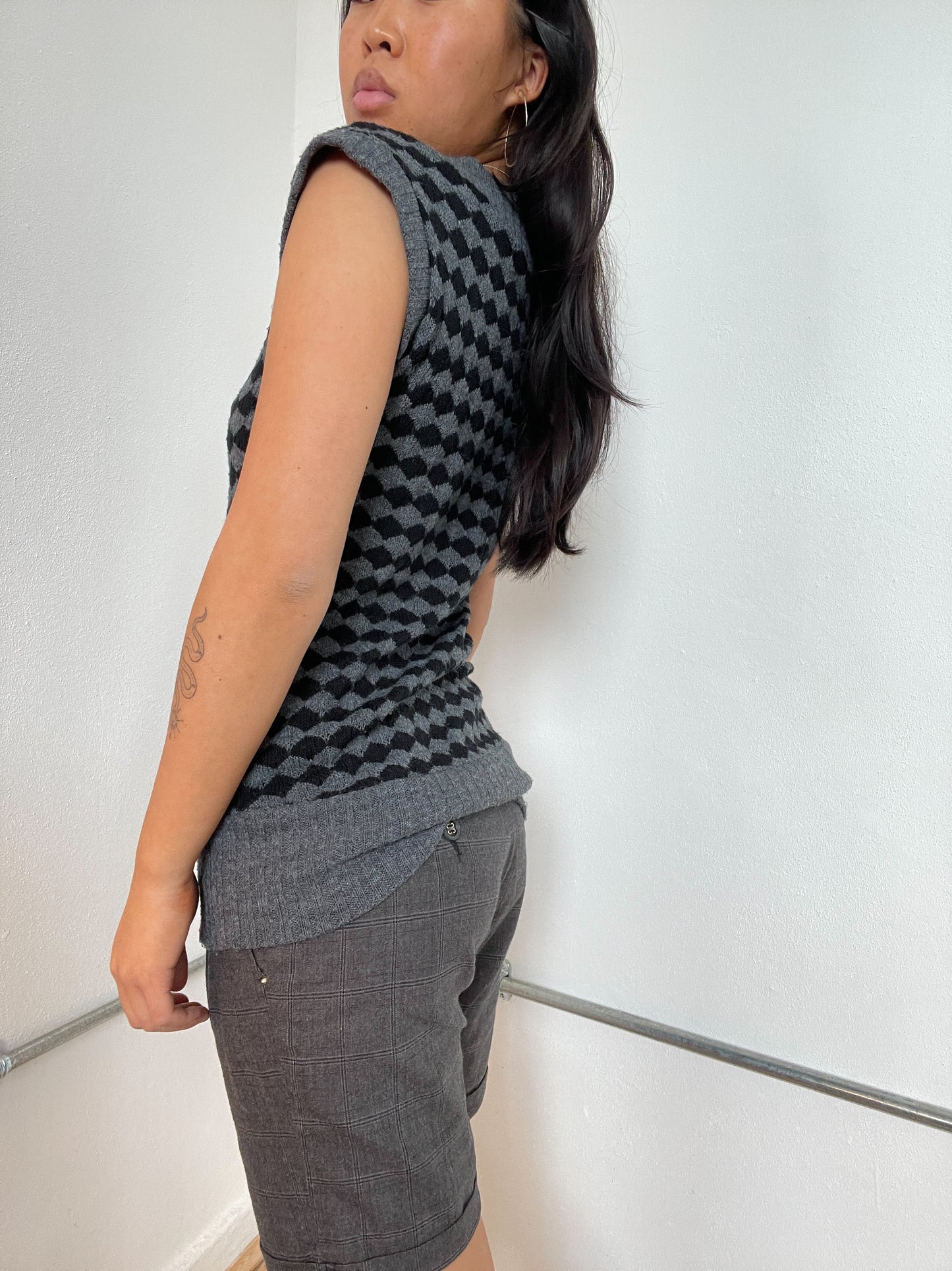 Grey And Black Patterned Knit Short Sleeve