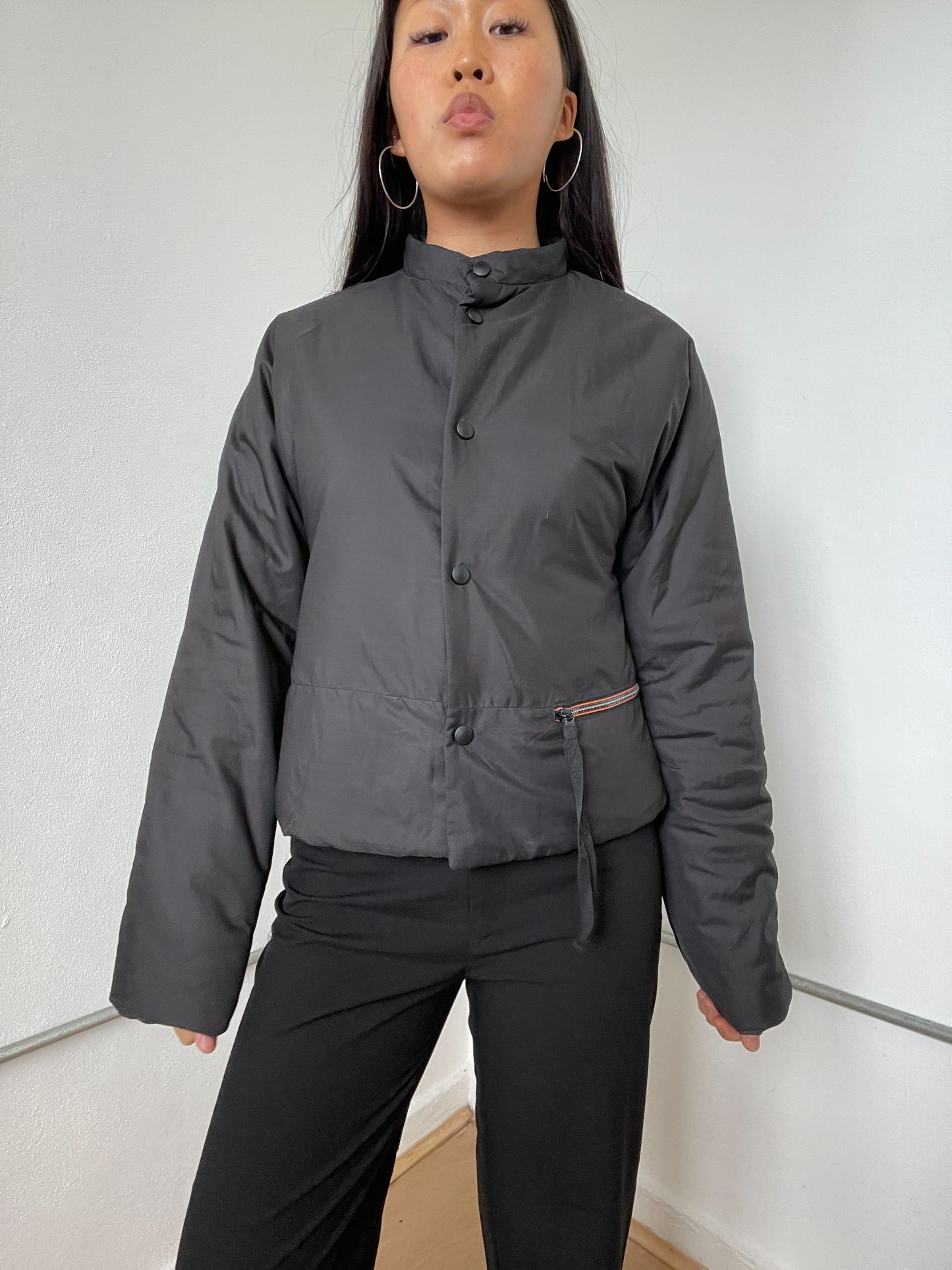 Black Button-Up Cop copine Puffer Jacket
