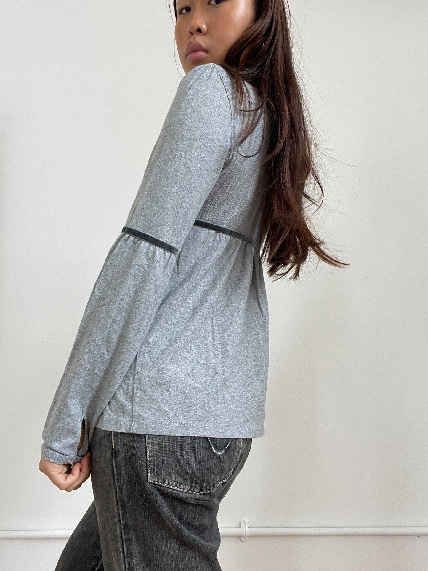 Vintage Grey Knit Long Sleeve Top