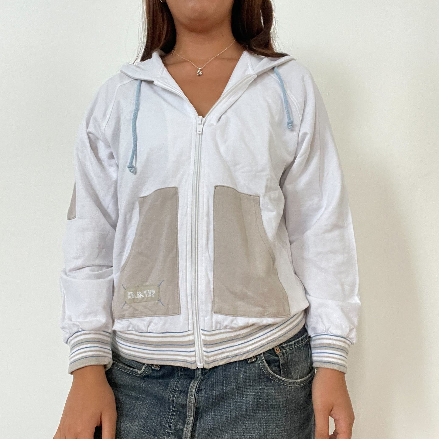 Vintage White Contrast Zip-Up Hoodie