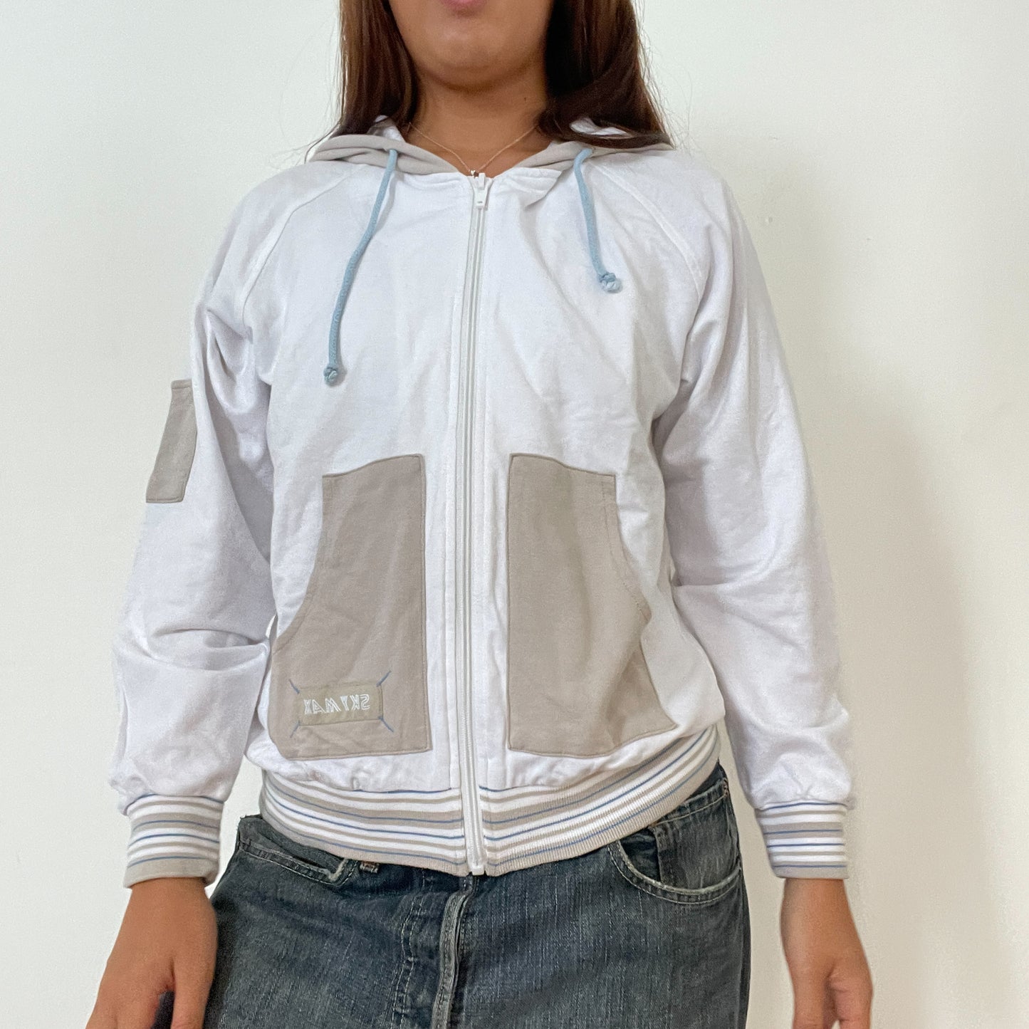 Vintage White Contrast Zip-Up Hoodie