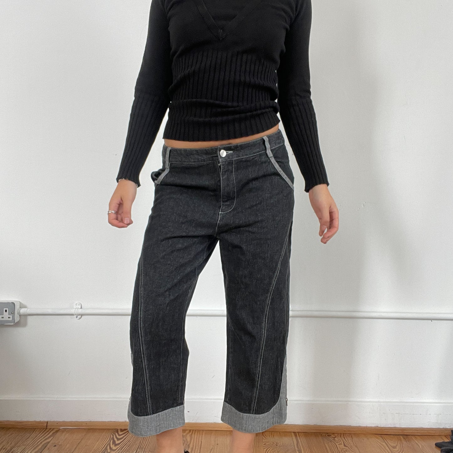 Vintage Dark Denim Structured Capris