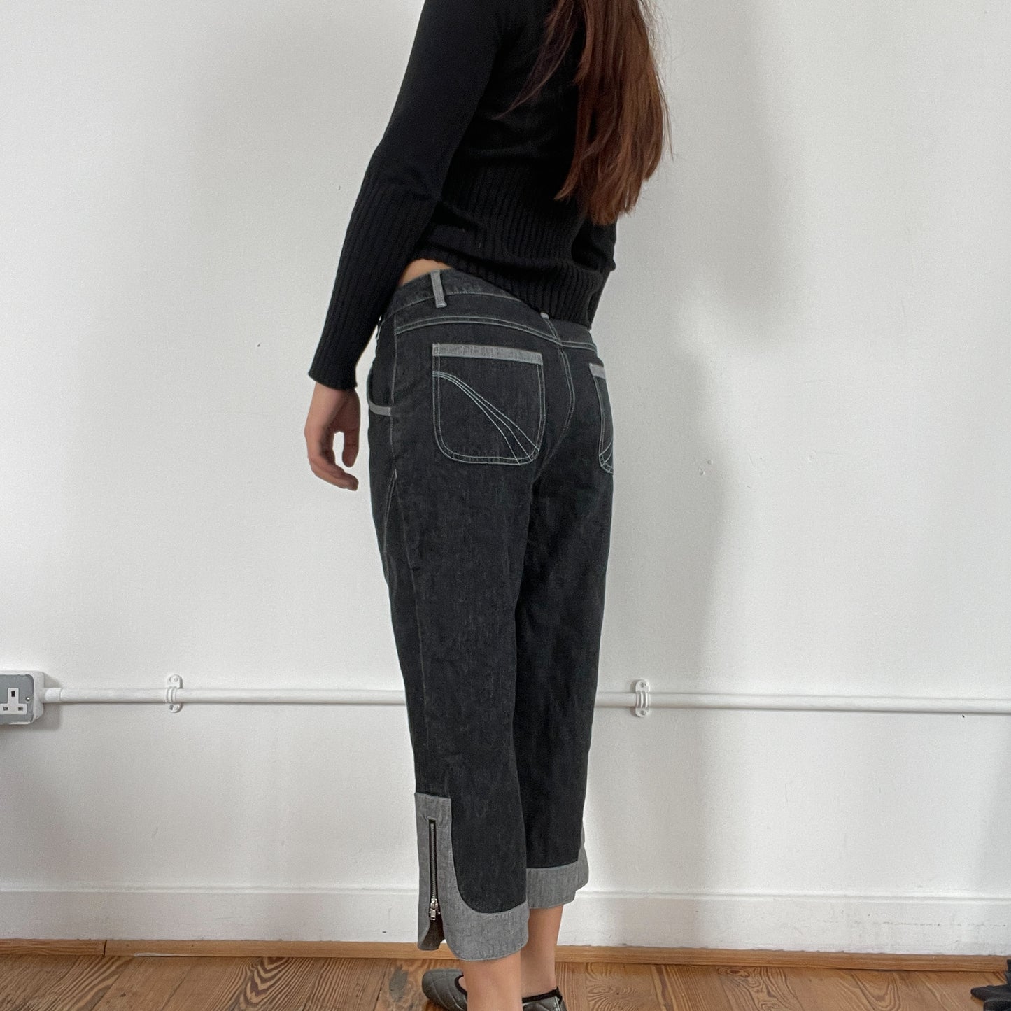 Vintage Dark Denim Structured Capris