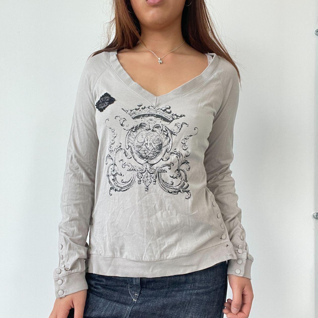 Grey V-Neck Graphic Long Sleeve