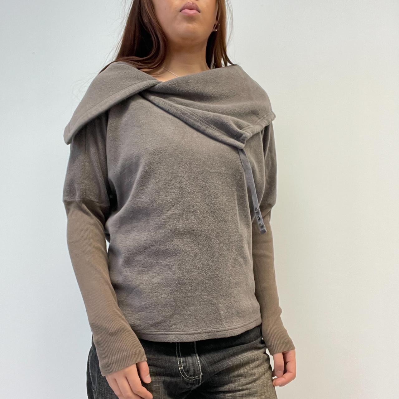 Brown Cop Copine Asymmetric Fleece Jumper
