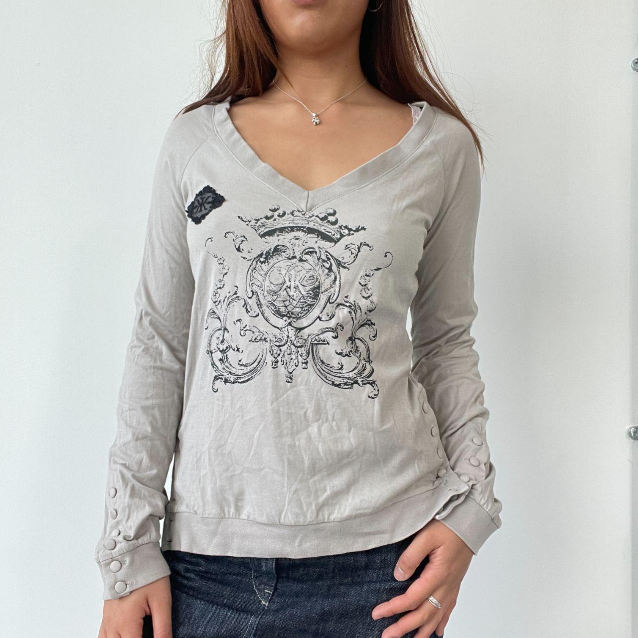 Grey V-Neck Graphic Long Sleeve