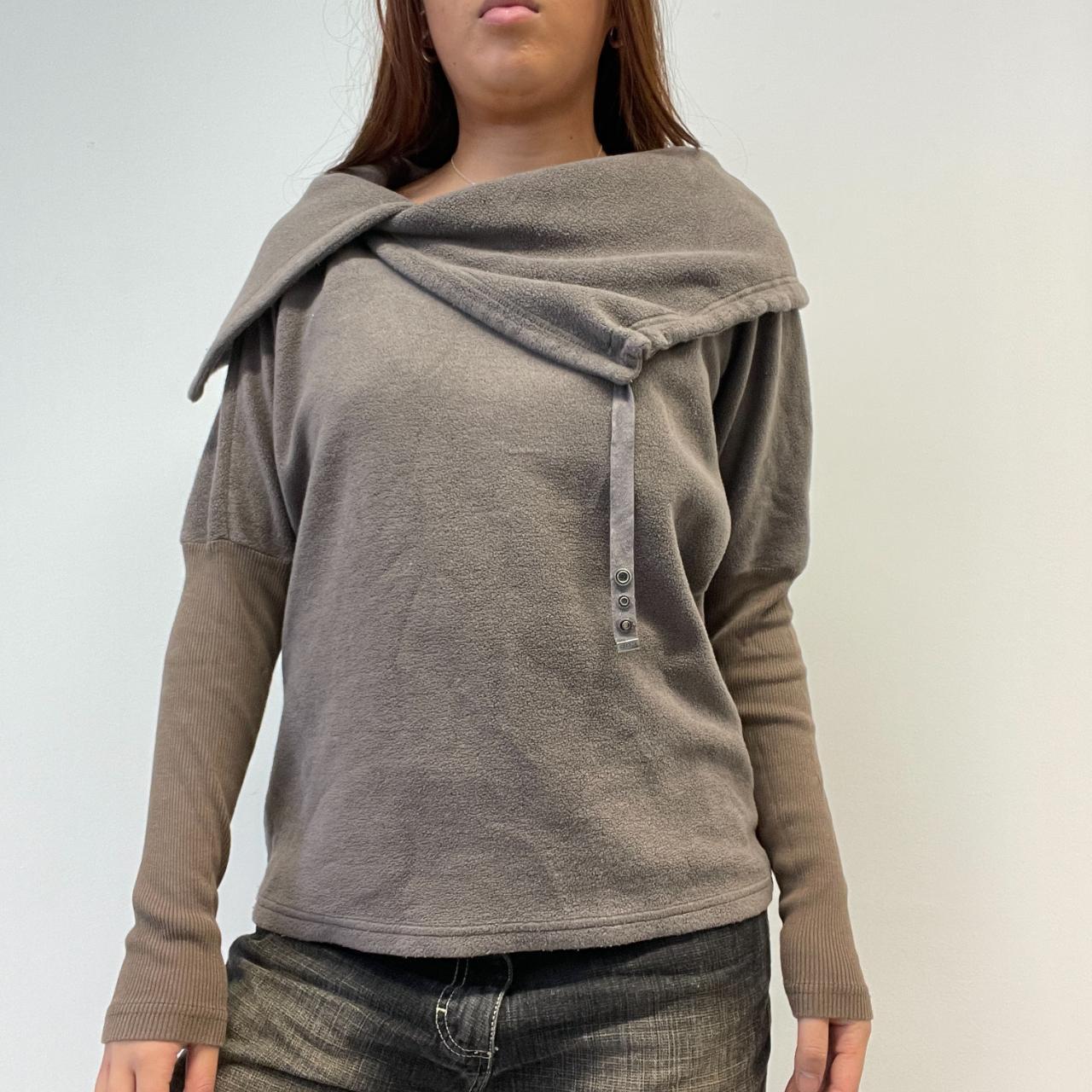 Brown Cop Copine Asymmetric Fleece Jumper