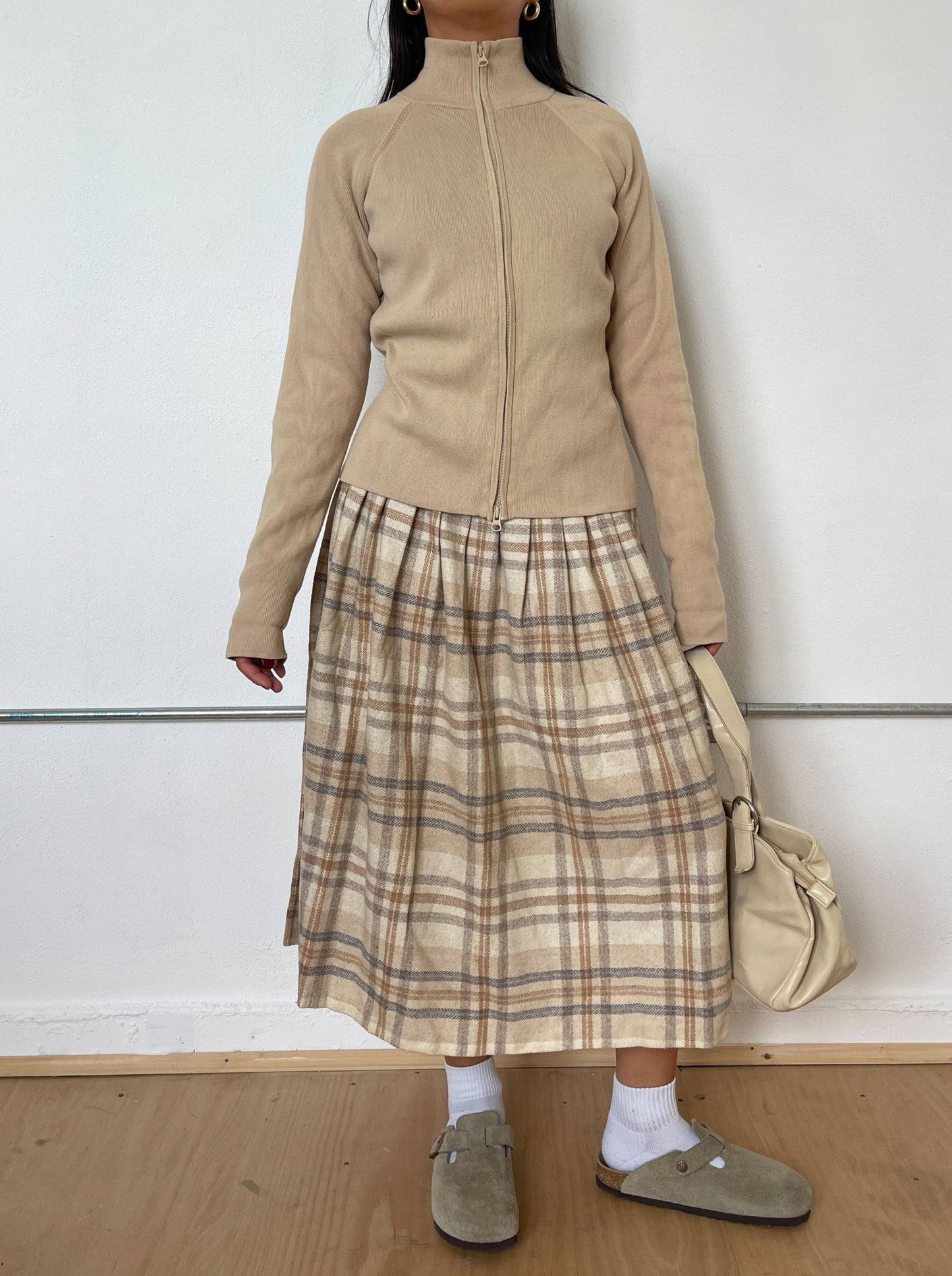 Vintage Beige Zip Up Jumper