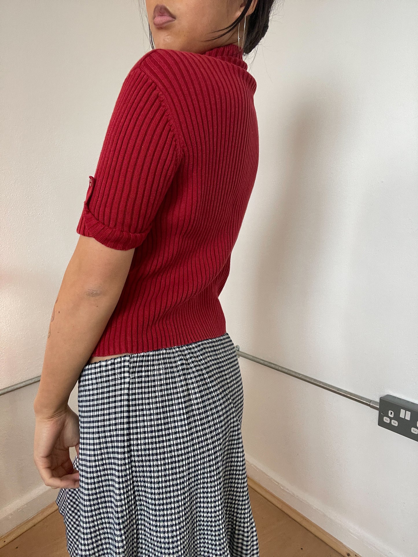 Red ribbed double-zip jumper top
