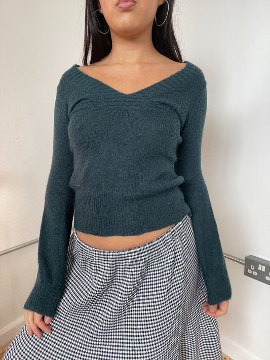 Dark green long sleeve knit top