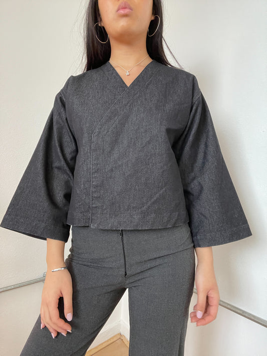 Black Denim Asymmetric Kimono Cop copine Top