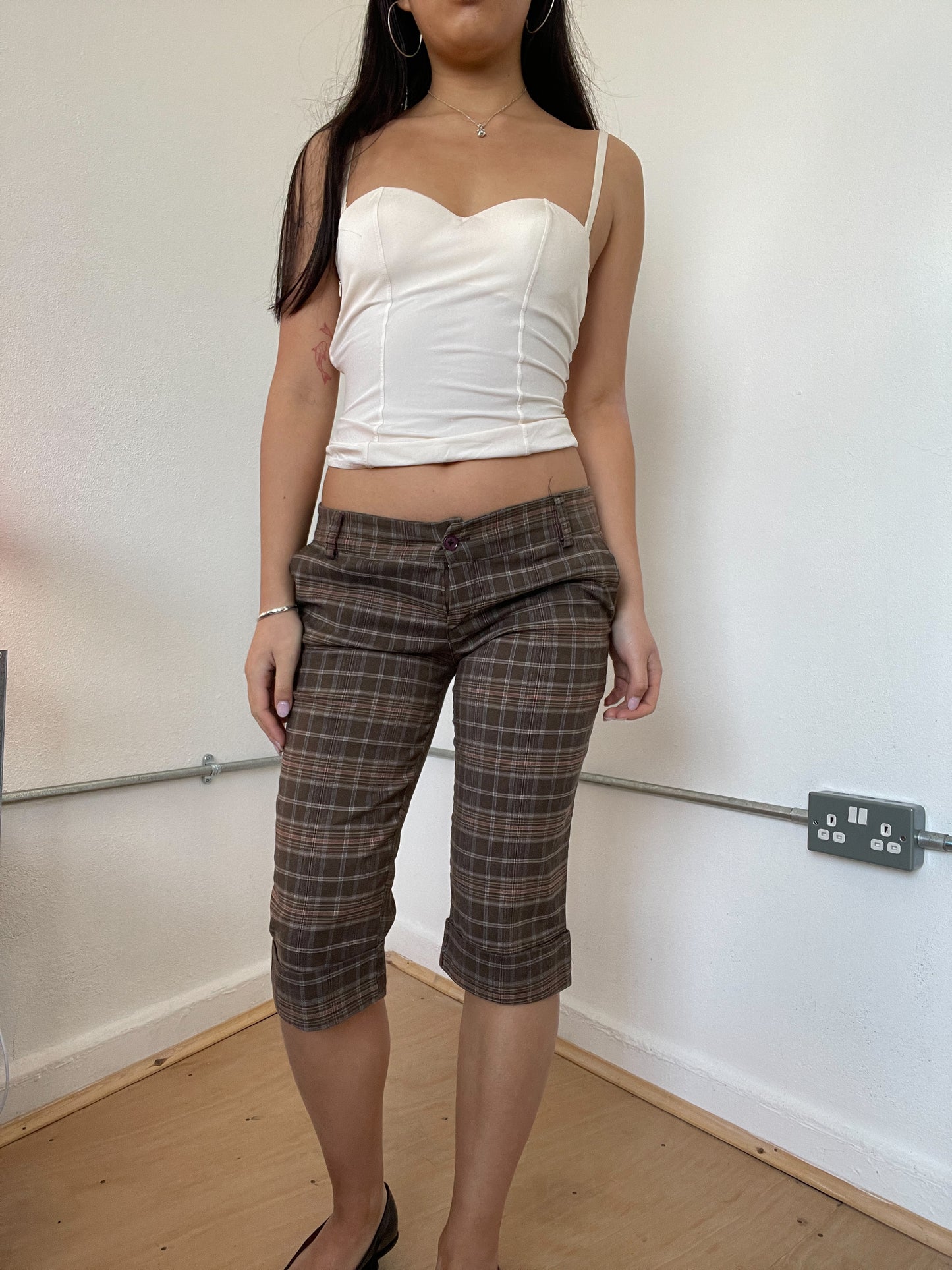 Brown Checkered 3/4 Length Capris