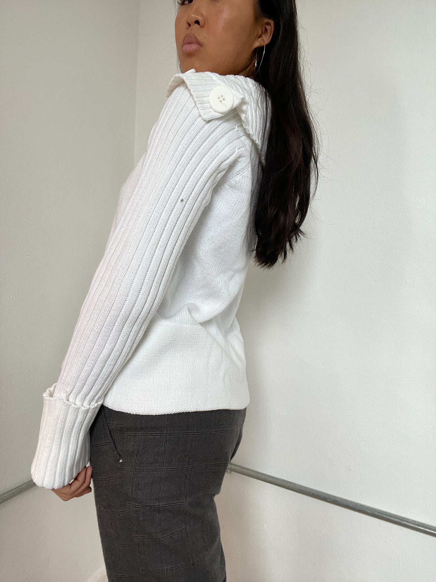 White Ribbed Button Up knit cardigan