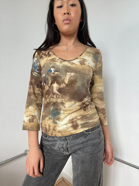 Brown Quarter-Length Graphic Tee