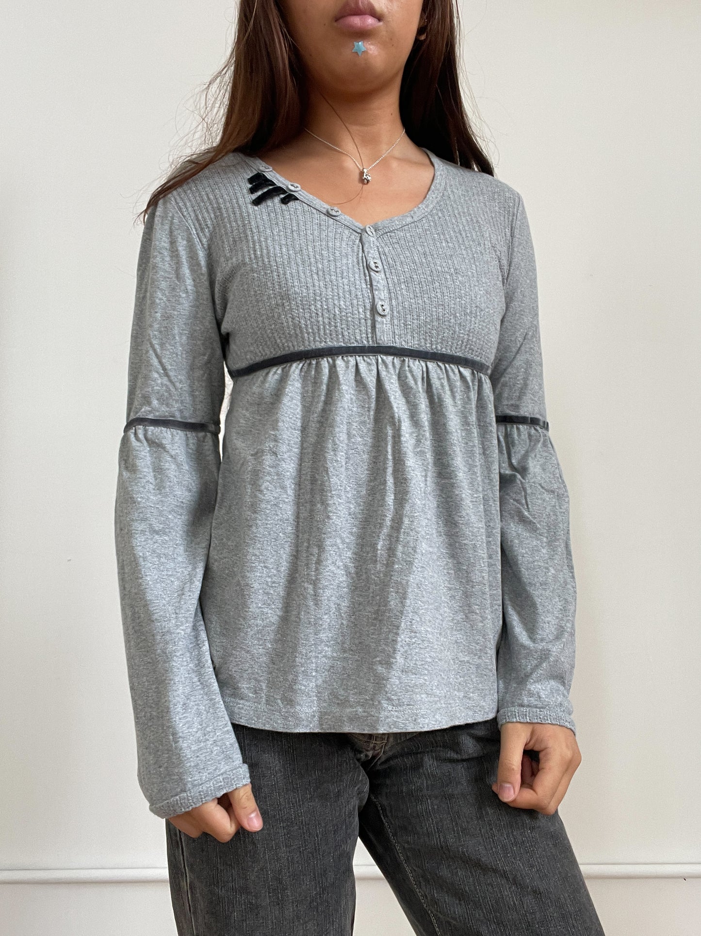 Vintage Grey Knit Long Sleeve Top