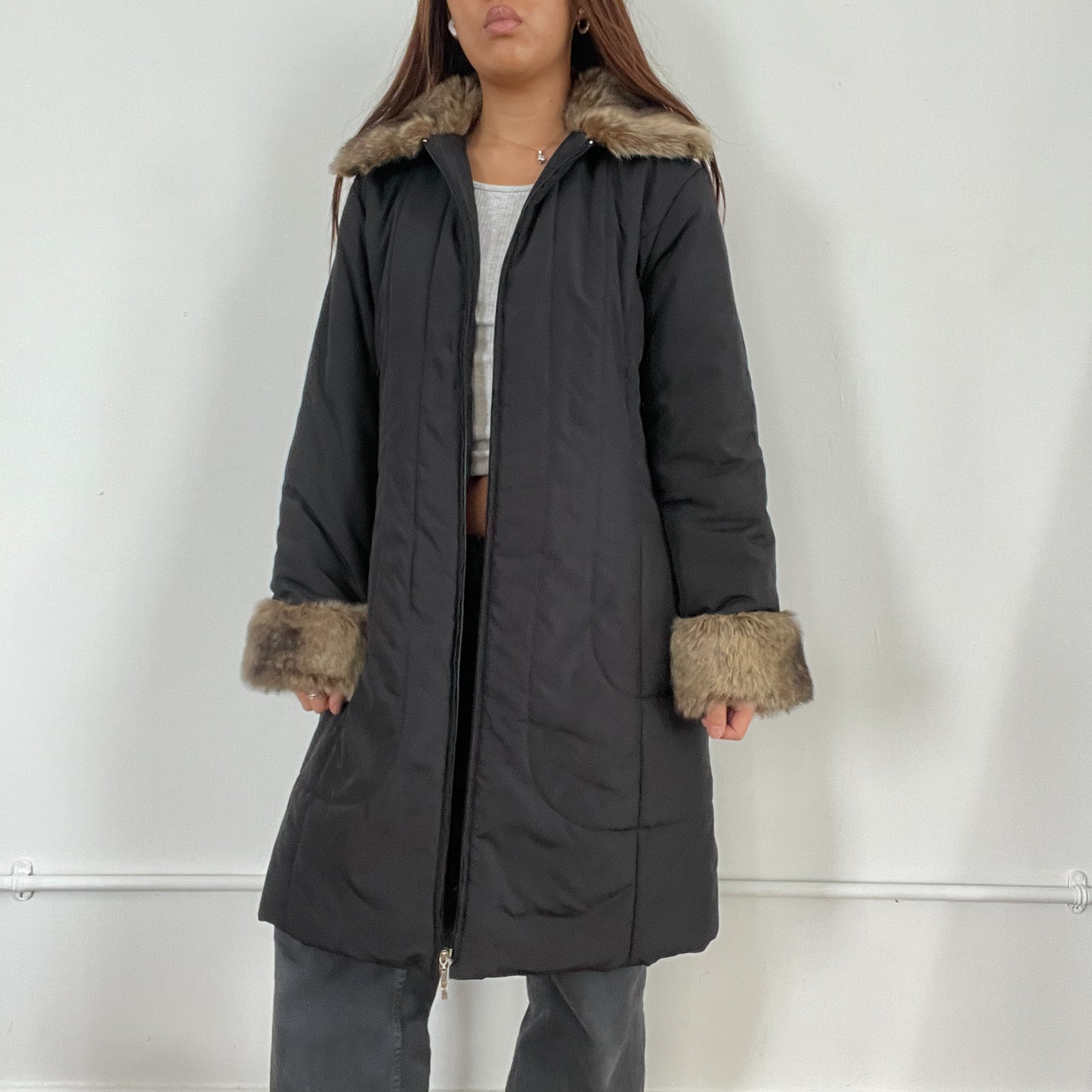 Vintage black faux fur trim long zip up jacket