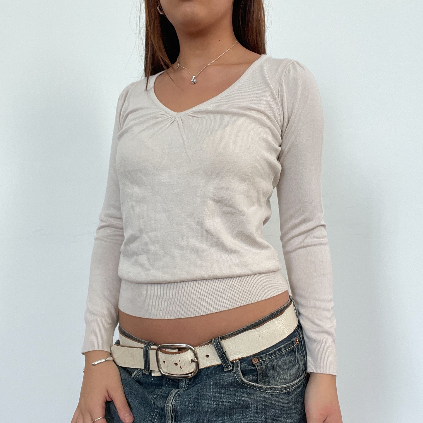 Vintage Cream V-Neck Knit Jumper
