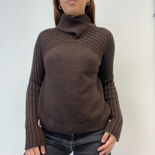 Brown Ribbed Knitted Jumper